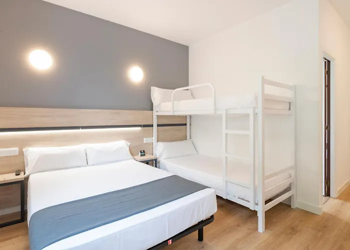 Hotel Alda Via Norte 2*
